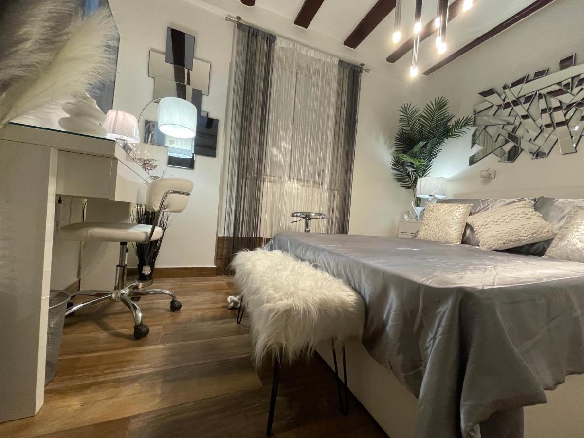 Penzion Spalatum New Chic & With Kitchen And Terrace - Centre